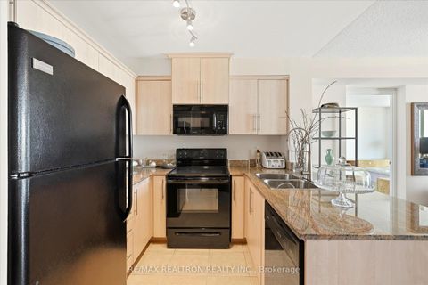 Photo 4 at 17A - 6 Rosebank Drive, Malvern, Toronto