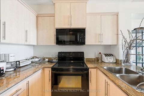 Photo 8 at 17A - 6 Rosebank Drive, Malvern, Toronto