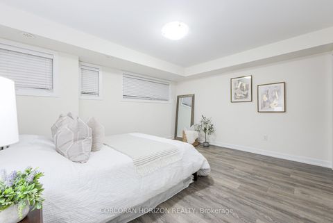 Photo 23 at 70 - 2315 Sheppard Avenue W, Pelmo Park W5, Toronto