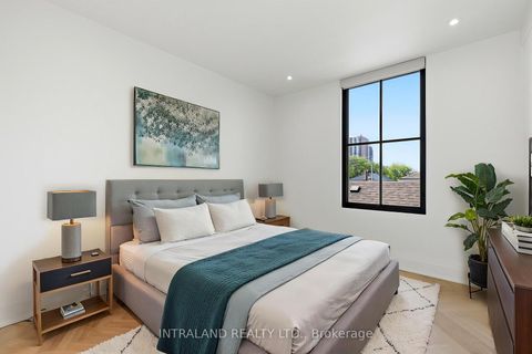 Photo 20 at 39 Chandos Avenue, Junction, Toronto
