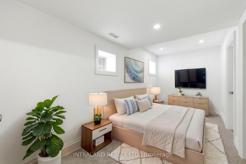Photo 29 at 39 Chandos Avenue, Junction, Toronto