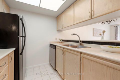 Photo 12 at 1107 - 75 Ellen Street, Lakeshore, Barrie