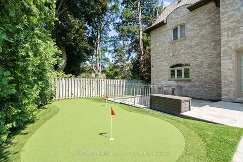 Photo 30 at 29 Junewood Crescent, Windfields, Toronto