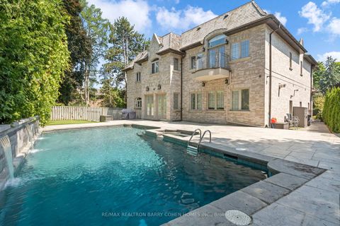 Photo 31 at 29 Junewood Crescent, Windfields, Toronto