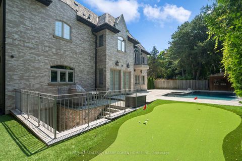 Photo 33 at 29 Junewood Crescent, Windfields, Toronto