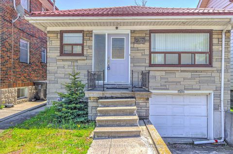 Photo 1 at 2703 Lake Shore Boulevard W, Mimico, Toronto