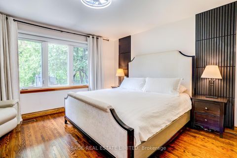 Photo 18 at 81 Decarie Circle, West Deane, Toronto