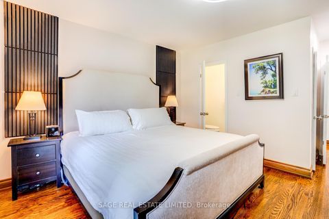 Photo 19 at 81 Decarie Circle, West Deane, Toronto