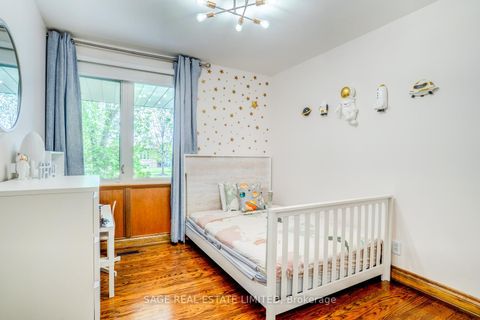 Photo 25 at 81 Decarie Circle, West Deane, Toronto