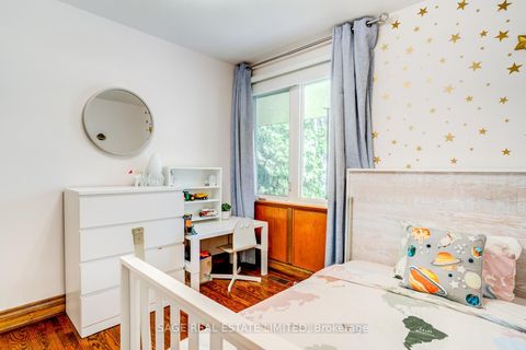 Photo 26 at 81 Decarie Circle, West Deane, Toronto