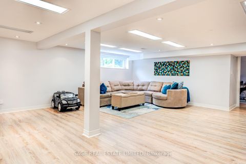Photo 31 at 81 Decarie Circle, West Deane, Toronto