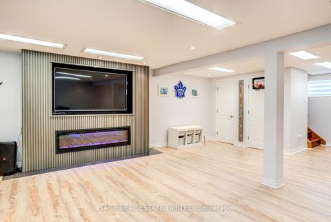Photo 33 at 81 Decarie Circle, West Deane, Toronto