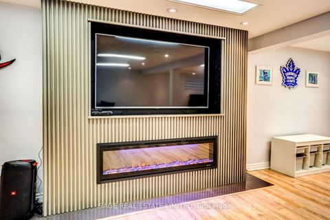 Photo 34 at 81 Decarie Circle, West Deane, Toronto