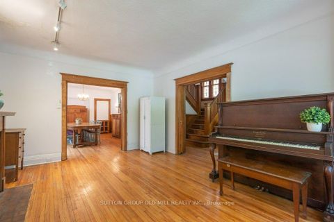 Photo 6 at 19 Biggar Avenue, Wychwood, Toronto