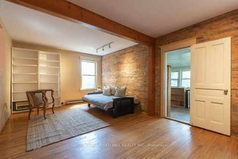 Photo 16 at 19 Biggar Avenue, Wychwood, Toronto