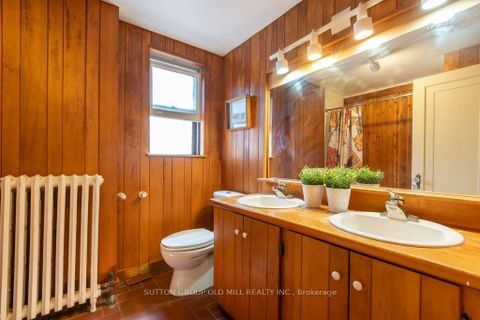 Photo 23 at 19 Biggar Avenue, Wychwood, Toronto