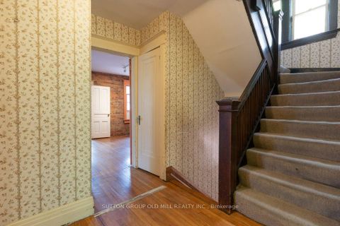 Photo 24 at 19 Biggar Avenue, Wychwood, Toronto