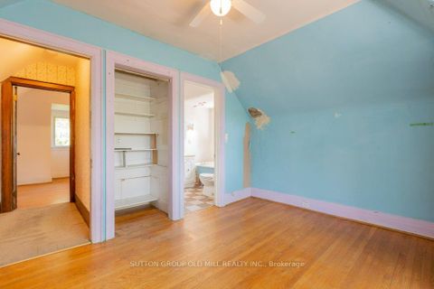 Photo 26 at 19 Biggar Avenue, Wychwood, Toronto