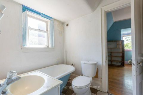 Photo 29 at 19 Biggar Avenue, Wychwood, Toronto