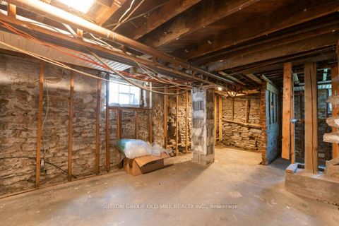Photo 36 at 19 Biggar Avenue, Wychwood, Toronto