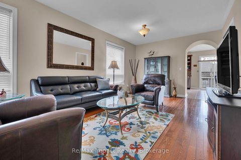 Photo 1 at 14A Hunt Street, Bowmanville, Clarington