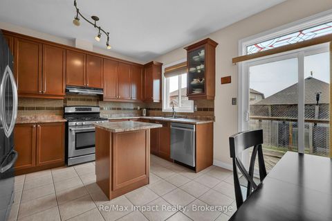 Photo 7 at 14A Hunt Street, Bowmanville, Clarington