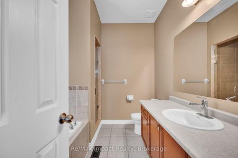 Photo 15 at 14A Hunt Street, Bowmanville, Clarington