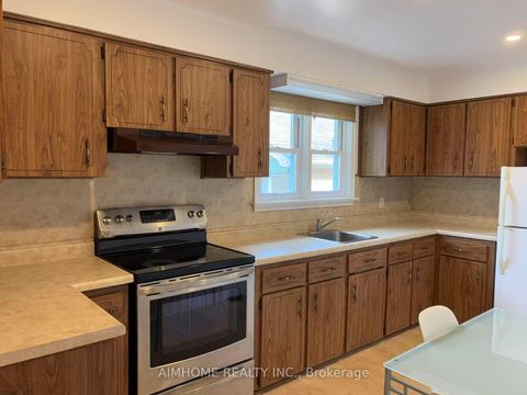 Photo 8 at 12 Canham Crescent, Malvern West, Toronto