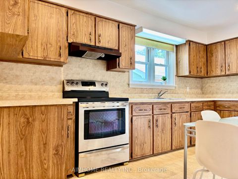 Photo 9 at 12 Canham Crescent, Malvern West, Toronto