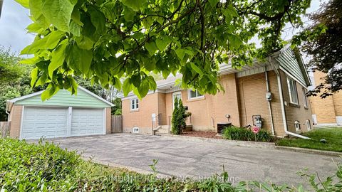 Photo 20 at 12 Canham Crescent, Malvern West, Toronto