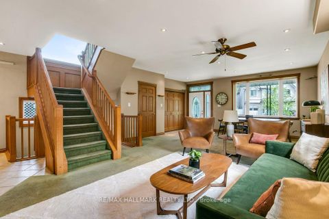 Photo 3 at 43 Ferris Road, Parkview, Toronto