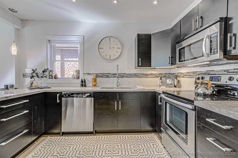 Photo 12 at 373 Woodbine Avenue, The Beaches, Toronto