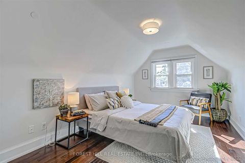 Photo 21 at 373 Woodbine Avenue, The Beaches, Toronto