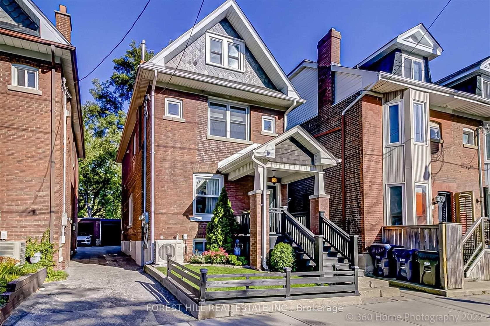 373 Woodbine Avenue, The Beaches, Toronto 