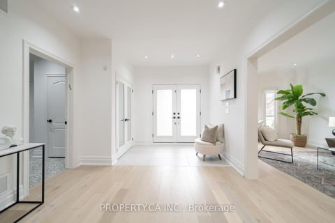 Photo 1 at 151 Concord Road, Beverley Glen, Vaughan