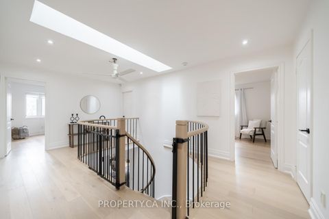 Photo 18 at 151 Concord Road, Beverley Glen, Vaughan