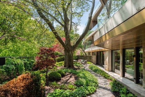 Photo 2 at 106 - 7 Dale Avenue, Moore Park, Toronto