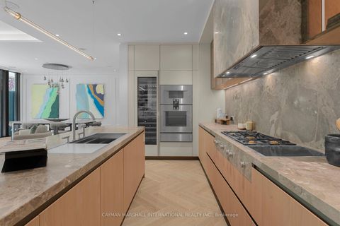 Photo 11 at 106 - 7 Dale Avenue, Moore Park, Toronto