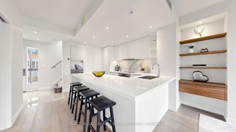 Photo 12 at TH16 - 80 Adelaide Street E, Yonge Corridor, Toronto