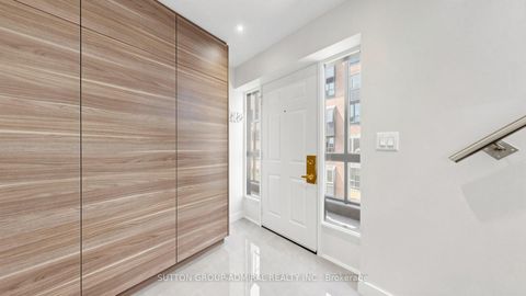 Photo 14 at TH16 - 80 Adelaide Street E, Yonge Corridor, Toronto