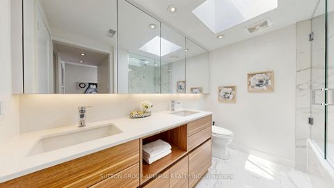 Photo 21 at TH16 - 80 Adelaide Street E, Yonge Corridor, Toronto