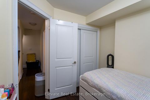 Photo 14 at 1 - 1 Hargrave Lane, York Mills, Toronto