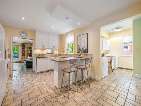Photo 10 at 27 Lyall Avenue, Danforth, Toronto