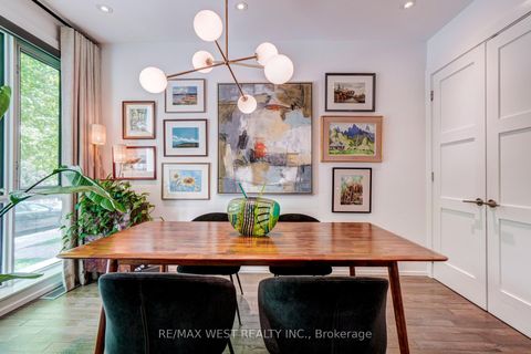 Photo 2 at 11 - 66 Havelock Street, Dufferin Grove, Toronto