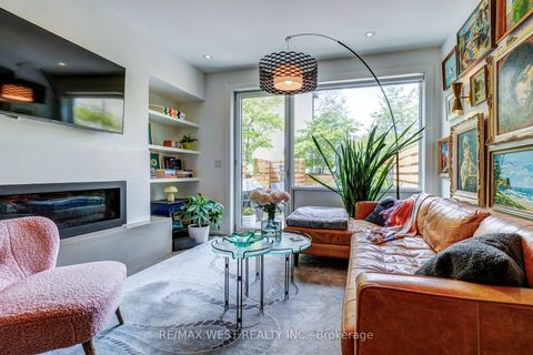 Photo 9 at 11 - 66 Havelock Street, Dufferin Grove, Toronto