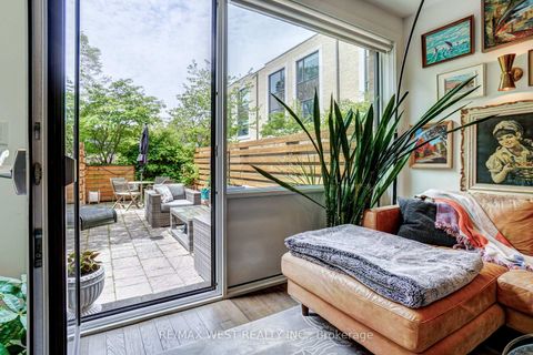 Photo 12 at 11 - 66 Havelock Street, Dufferin Grove, Toronto