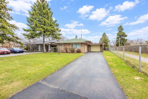 Photo 4 at 327 The West Way, Richview, Toronto