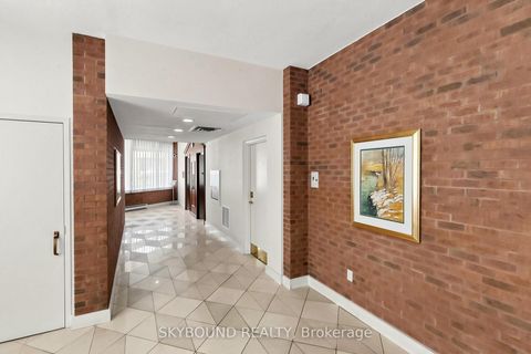 Photo 3 at 401 - 135 George Street S, Waterfront Communities C8, Toronto