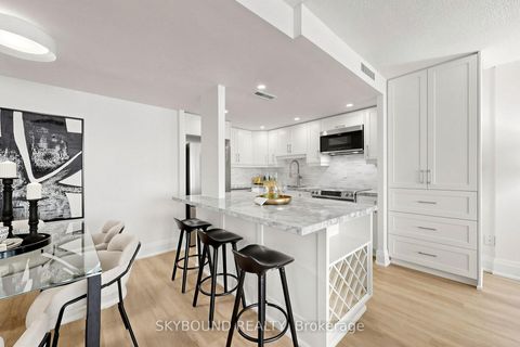 Photo 15 at 401 - 135 George Street S, Waterfront Communities C8, Toronto
