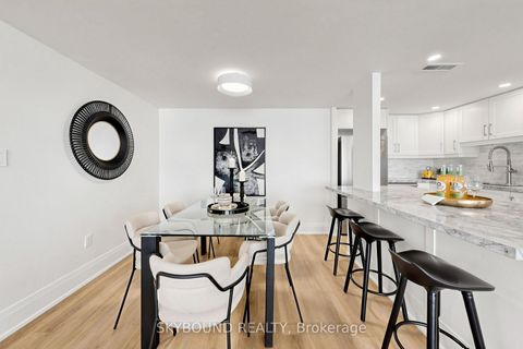 Photo 21 at 401 - 135 George Street S, Waterfront Communities C8, Toronto